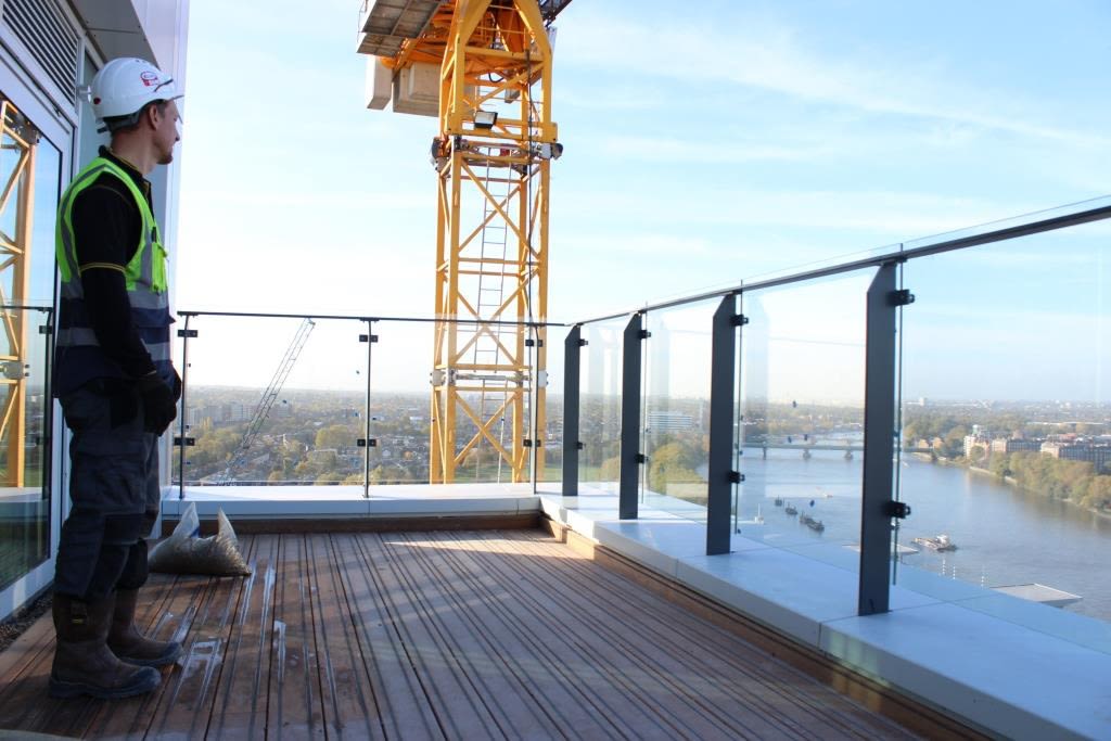 How does 2014’s Budget affect the UK housing industry?